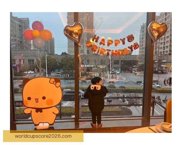 李月汝社媒晒照庆生 小宝生日快乐被爱温暖环绕为自己干杯